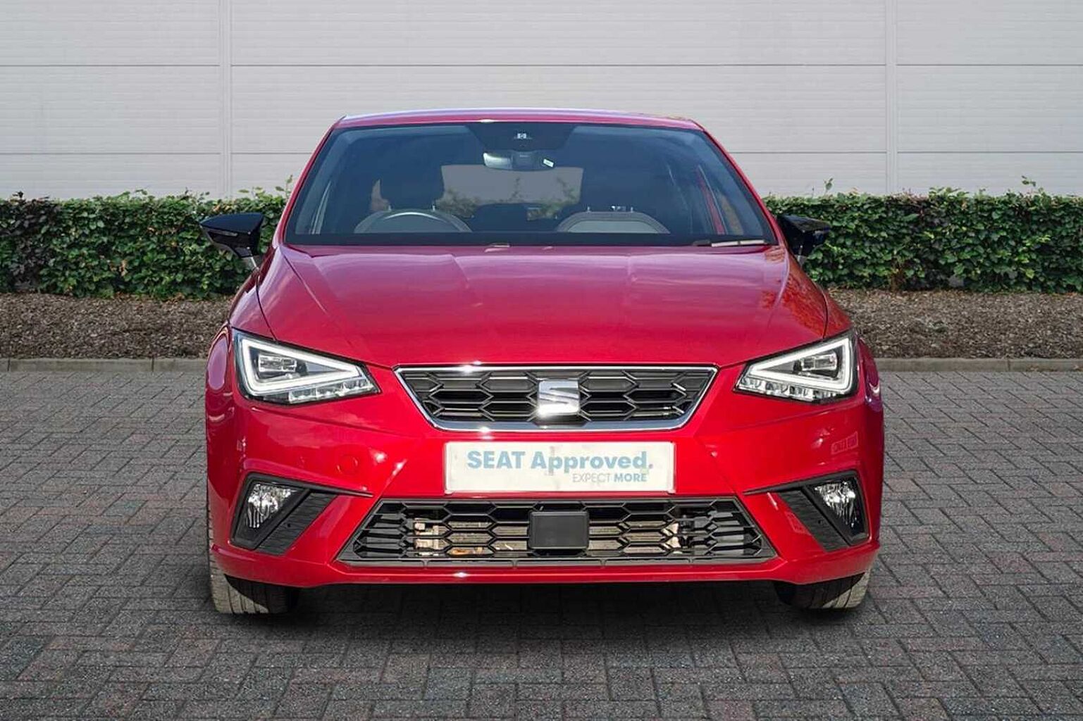 SEAT Ibiza 1.0 TSI 95 FR Edition 5dr*Performance alloys*