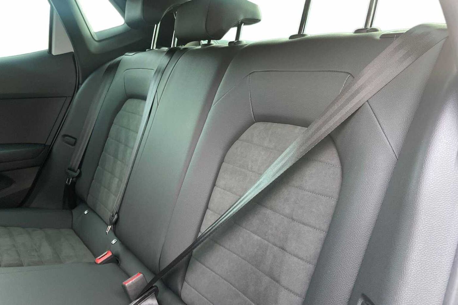 SEAT Ibiza 1.0 TSI 110 FR Sport 5dr DSG*Performance alloys*