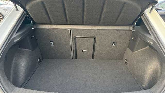 SEAT Leon 1.4 e-HYBRID (204ps) FR Sport DSG