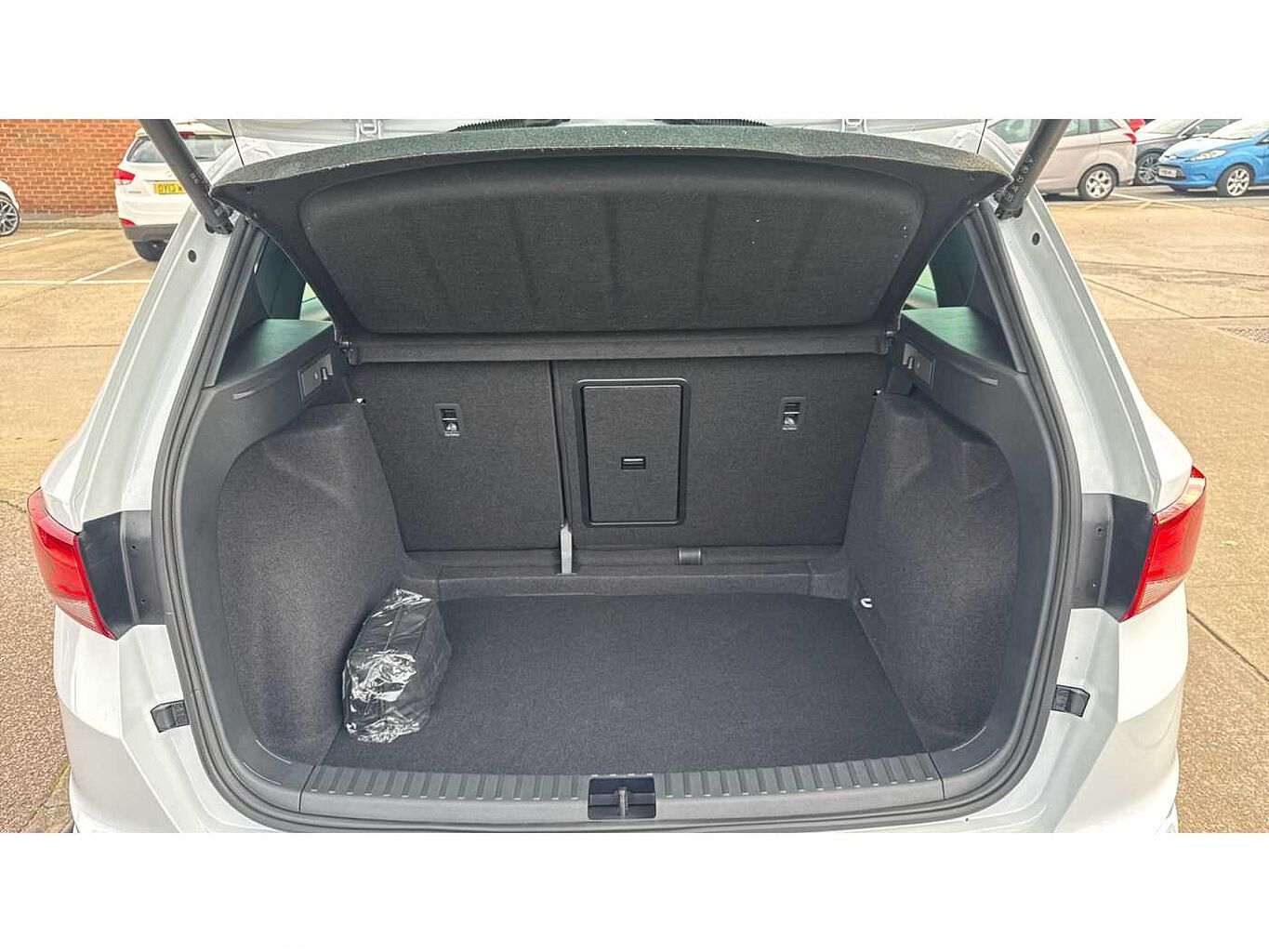 SEAT Ateca 1.5 TSI EVO FR Black Edition 5Dr Estate