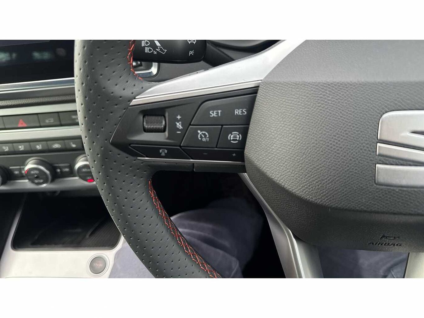 SEAT Ateca 1.5 TSI EVO FR Black Edition 5Dr Estate