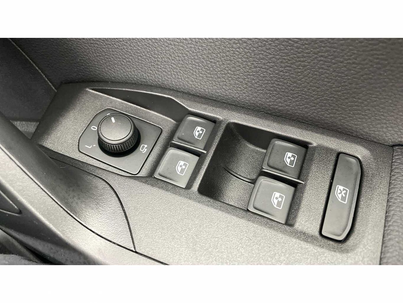 SEAT Arona 1.0 TSI 115 FR Sport 5dr DSG