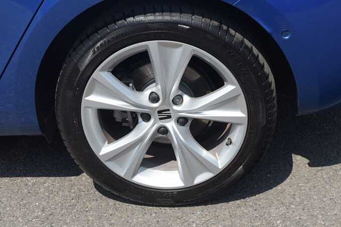 SEAT Leon 1.4 e-HYBRID (204ps) FR DSG