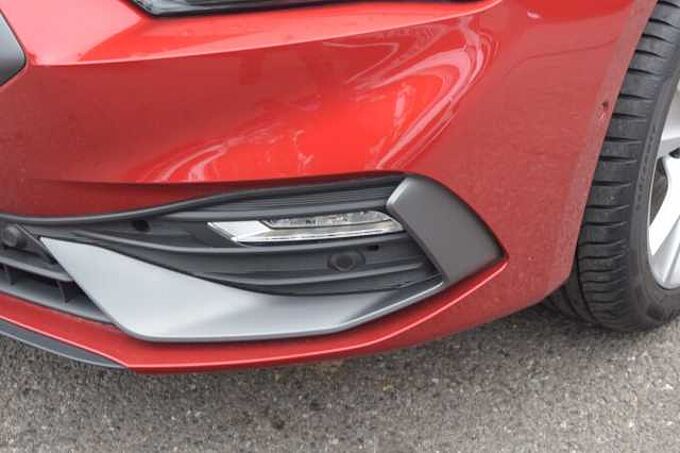 SEAT Leon 1.4 e-HYBRID (204ps) FR DSG