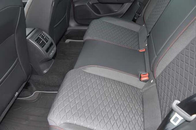 SEAT Leon 1.4 e-HYBRID (204ps) FR DSG