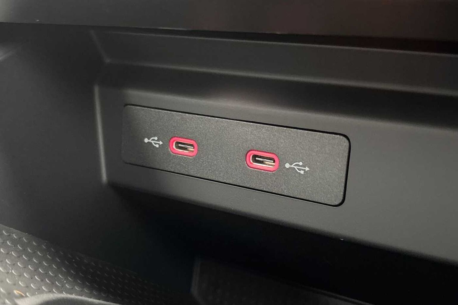 SEAT Arona 1.0 TSI 115 XPERIENCE Lux 5dr DSG *Sparewheel* *Delivery Miles*