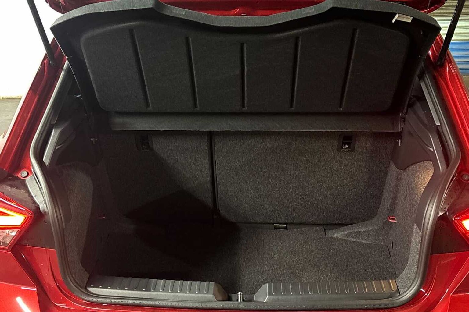 SEAT Ibiza 1.0 TSI 115 FR Sport 5dr *Panroof* *Delivery Miles*