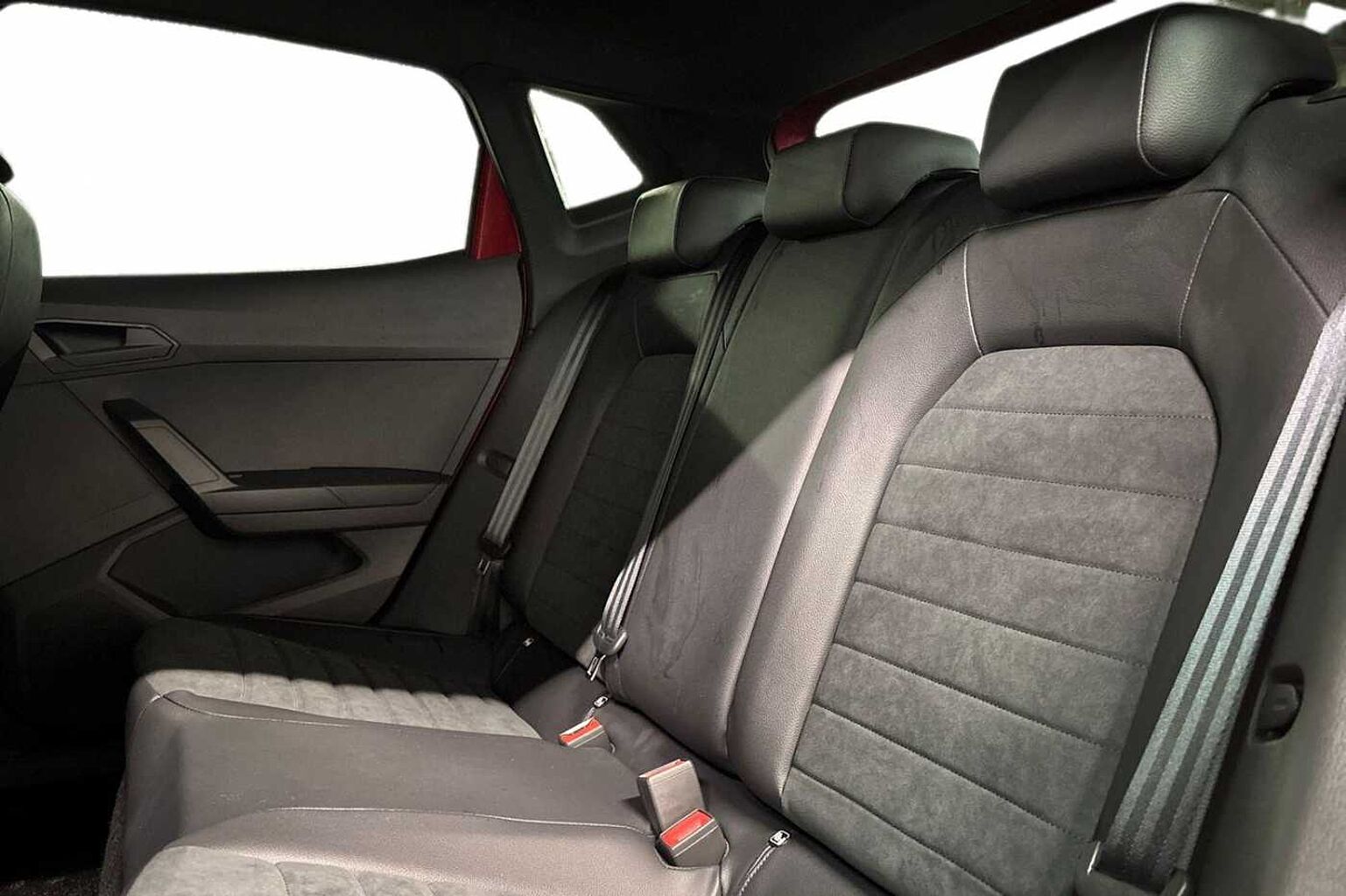 SEAT Ibiza 1.0 TSI 115 FR Sport 5dr *Panroof* *Delivery Miles*