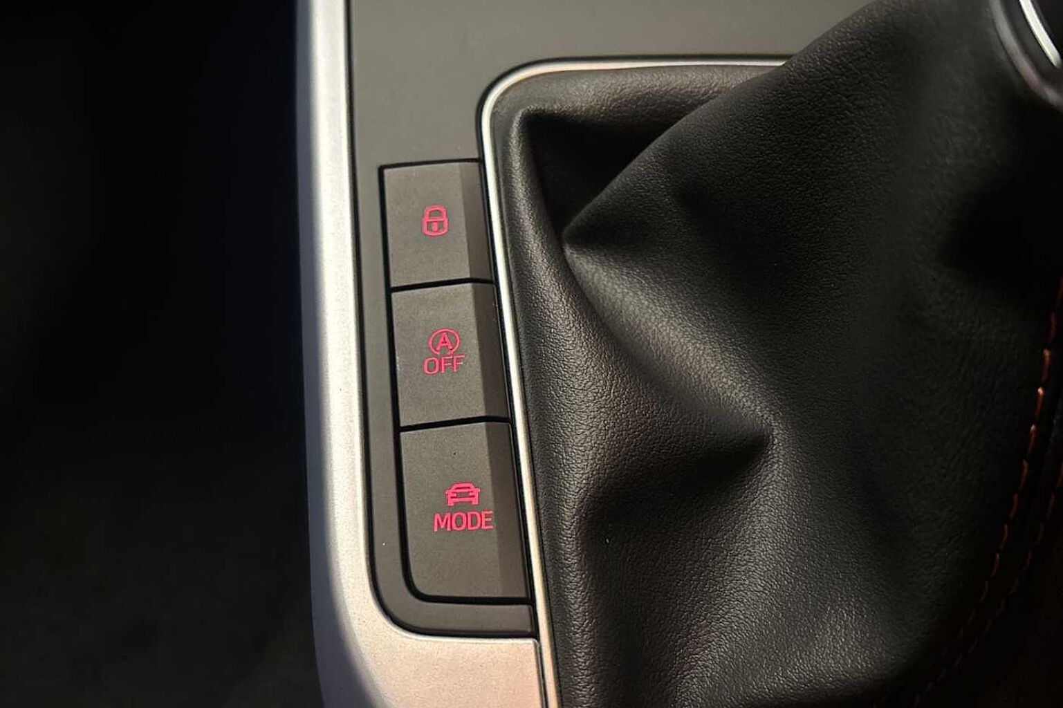 SEAT Arona 1.0 TSI 115 FR 5dr *Safety&DrivingPackM* *Delivery Miles*