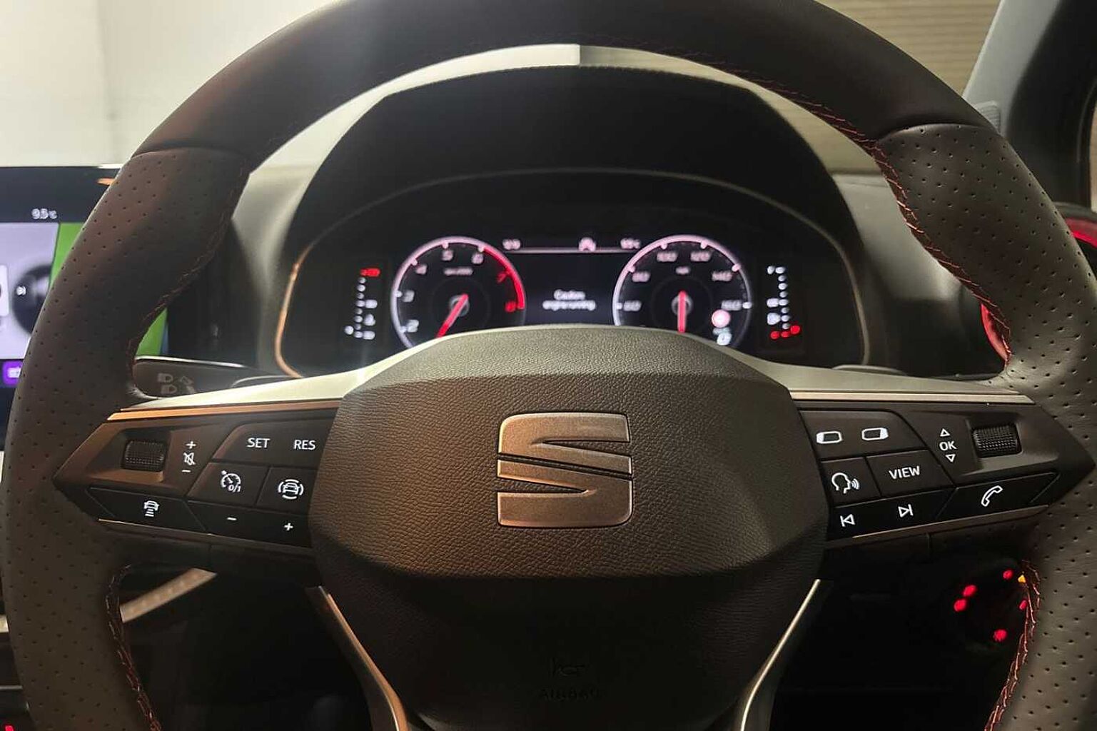 SEAT Arona 1.0 TSI 115 FR Black Edition 5dr DSG *Sparewheel* *Delivery Miles*