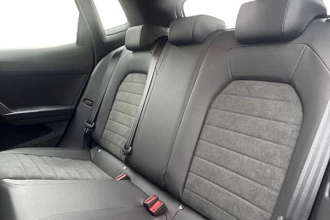 SEAT Arona 1.0 TSI 115 XPERIENCE Lux 5dr DSG *Sparewheel* *Delivery Miles*