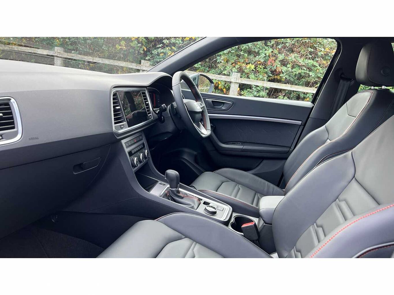 SEAT Ateca Seat Ateca Estate 1.5 TSI EVO FR Black Edition 5dr